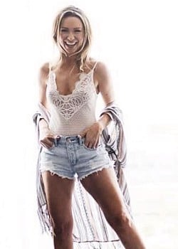 Laura Tompkins